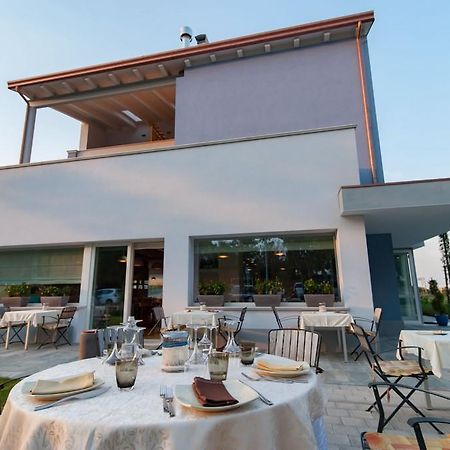 Bed and Breakfast Borgo Del Faro Fano Esterno foto